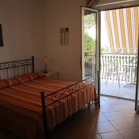 B&B Il Sole Nascente Furci Siculo Exterior photo